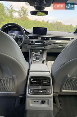 Купе Audi A5 2019 в 