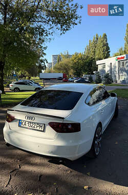 Купе Audi A5 2010 в 