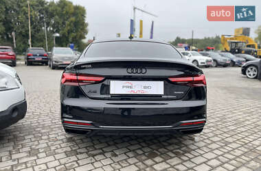 Лифтбек Audi A5 2022 в 