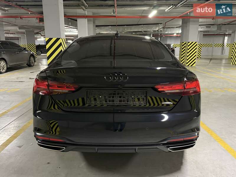 Лифтбек Audi A5 2022 в Одессе