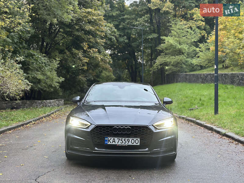 Купе Audi A5 2018 в 