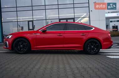 Ліфтбек Audi A5 2021 в 
