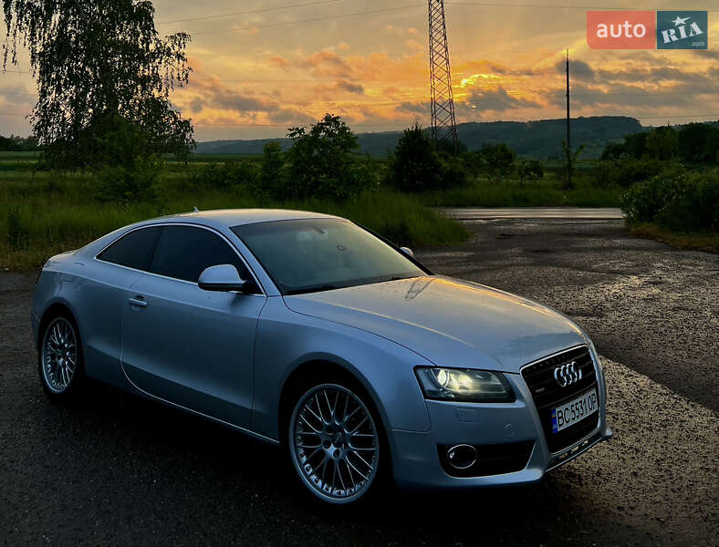 Купе Audi A5 2008 в 