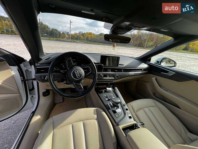 Кабриолет Audi A5 2017 в Киеве