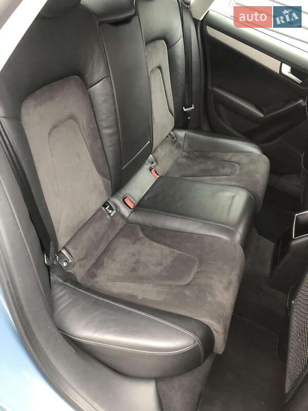 Купе Audi A5 2009 в Петропавловской Борщаговке