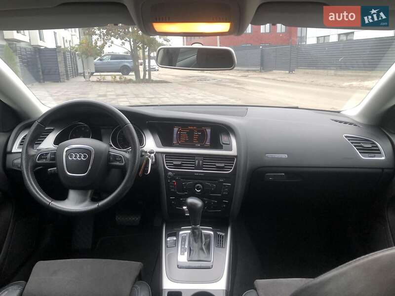 Купе Audi A5 2009 в Петропавловской Борщаговке