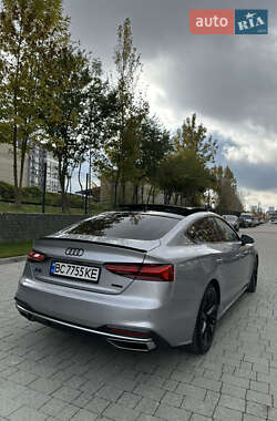 Ліфтбек Audi A5 2022 в 