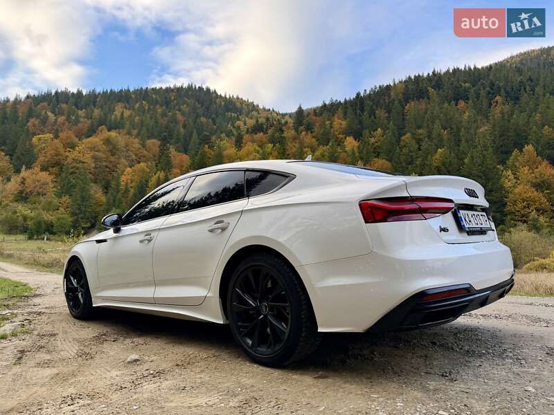 Лифтбек Audi A5 2020 в Киеве