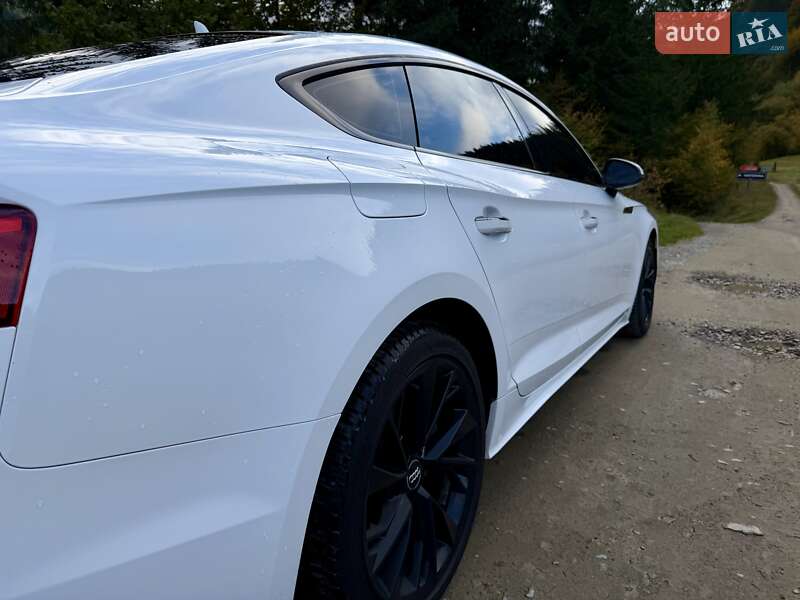 Лифтбек Audi A5 2020 в Киеве