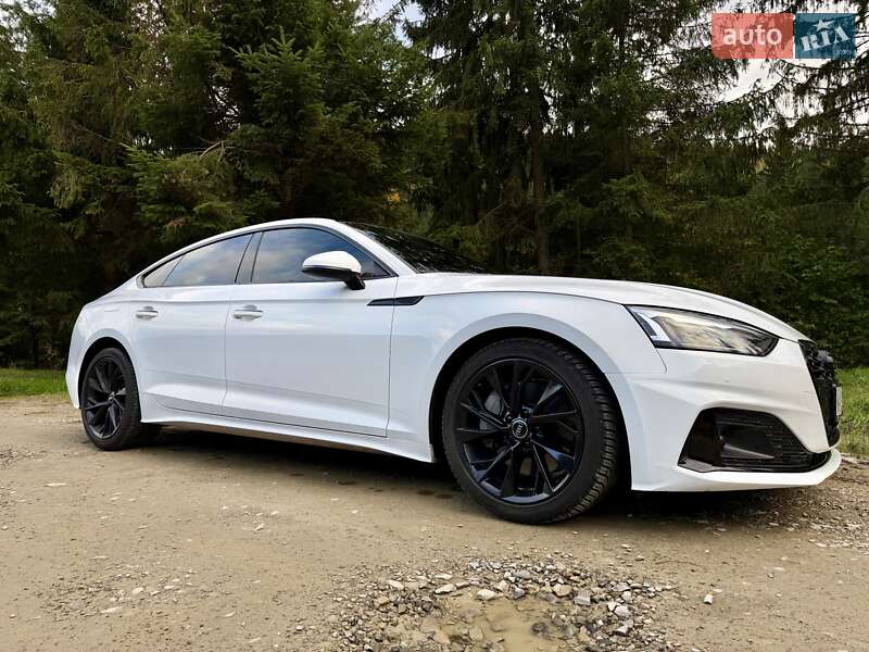 Лифтбек Audi A5 2020 в Киеве