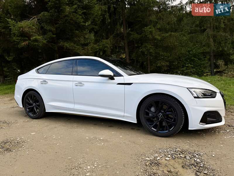 Лифтбек Audi A5 2020 в Киеве