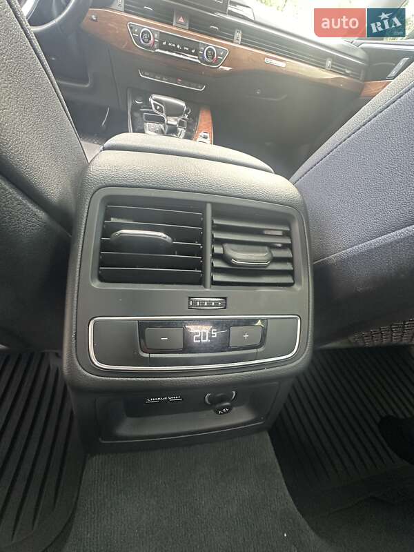 Лифтбек Audi A5 2021 в Киеве