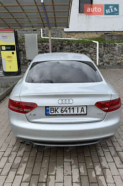 Купе Audi A5 2011 в 