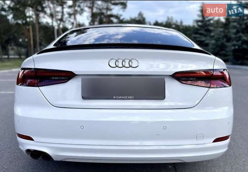 Купе Audi A5 2017 в Киеве