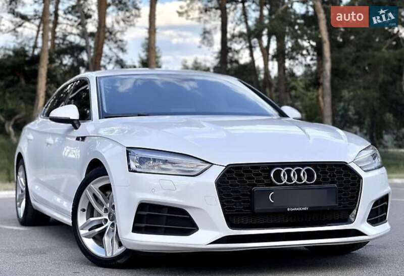 Купе Audi A5 2017 в Киеве