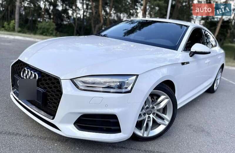 Купе Audi A5 2017 в Киеве