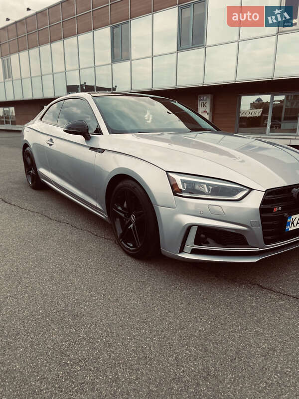 Купе Audi A5 2017 в Киеве