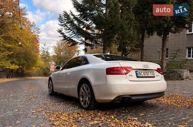 Купе Audi A5 2011 в 