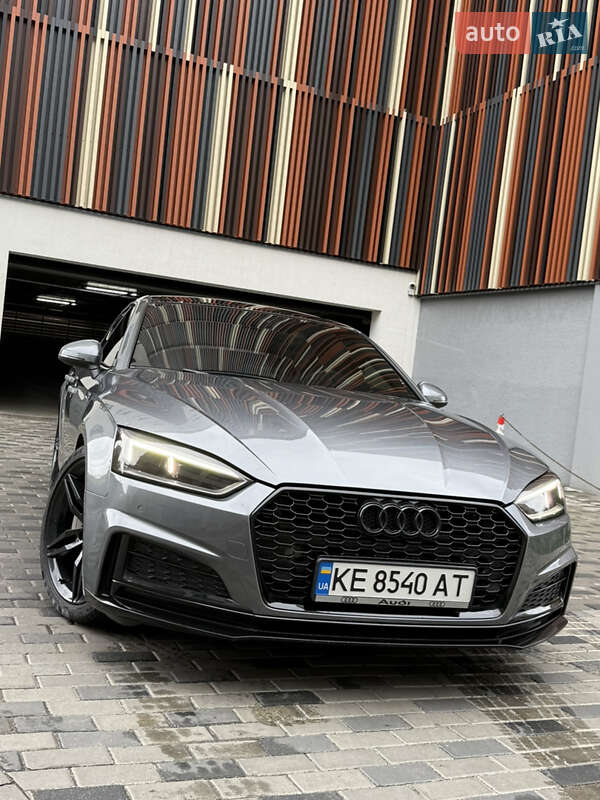 Купе Audi A5 2017 в Дніпрі