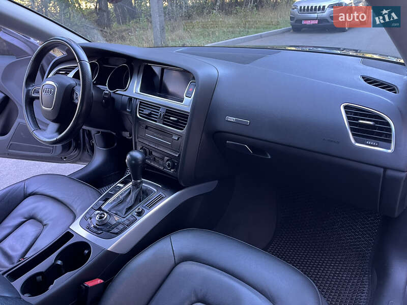 Купе Audi A5 2009 в Чернигове