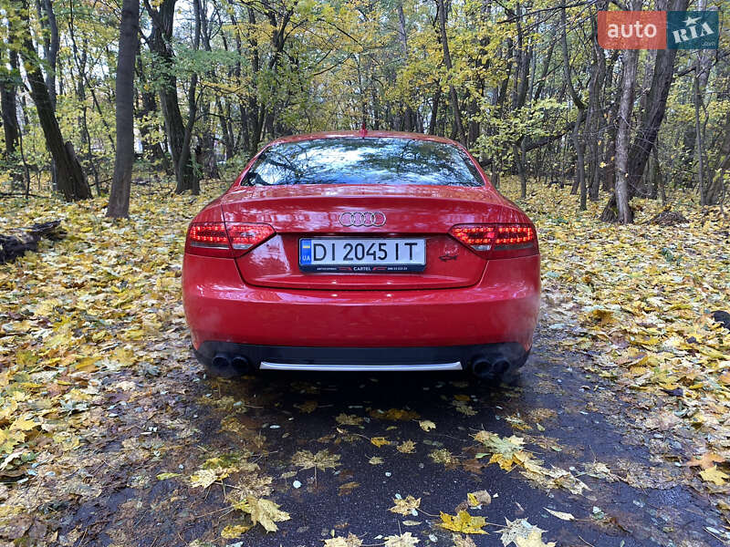 Купе Audi A5 2010 в Києві