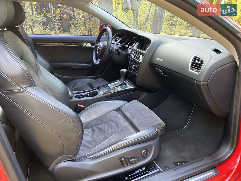 Купе Audi A5 2010 в Києві