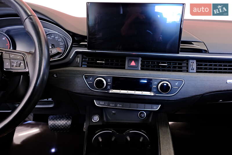 Лифтбек Audi A5 2021 в Одессе