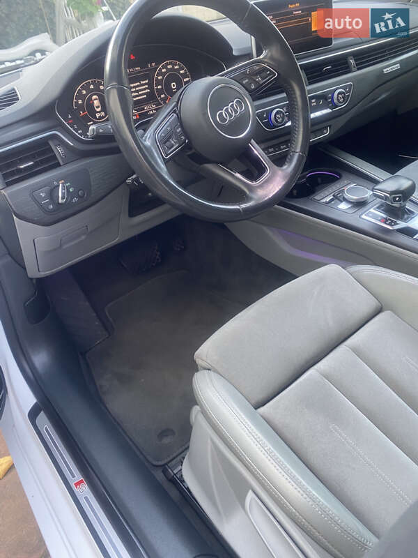 Купе Audi A5 2018 в Одессе