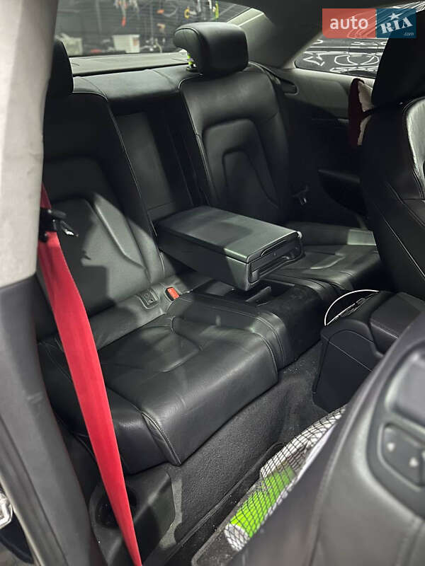 Купе Audi A5 2012 в Киеве