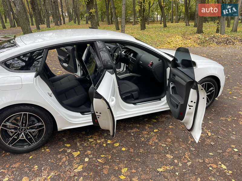 Купе Audi A5 2010 в Києві