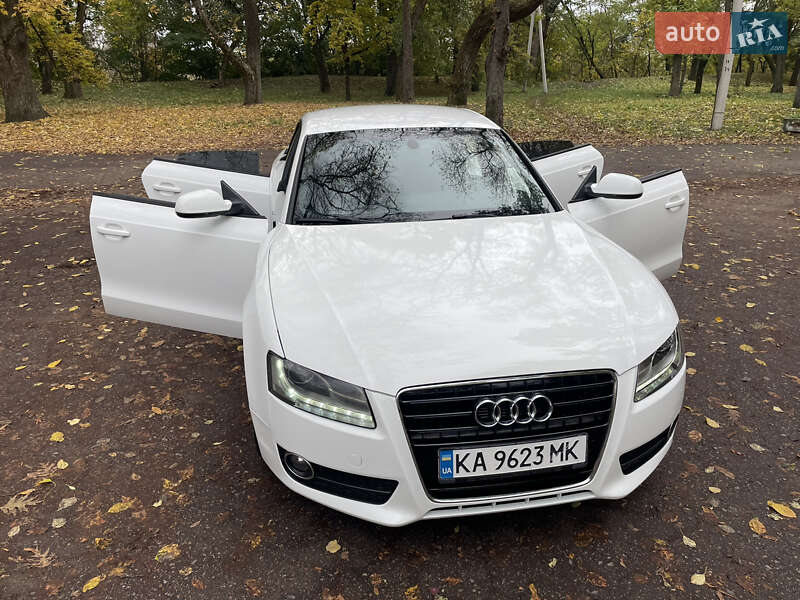 Купе Audi A5 2010 в Києві