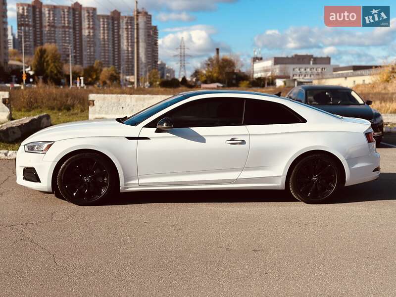 Купе Audi A5 2018 в Киеве