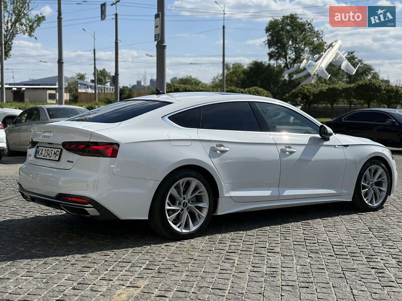 Лифтбек Audi A5 2022 в Днепре
