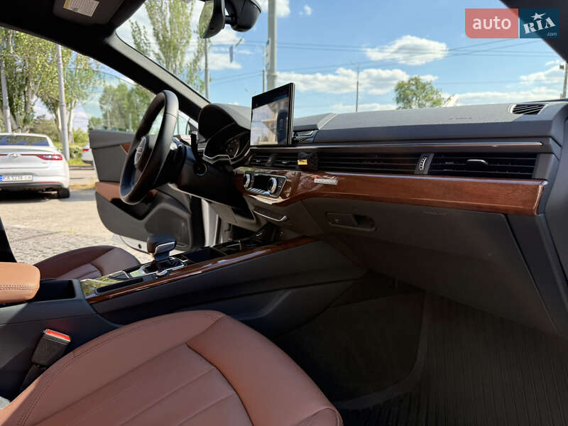 Лифтбек Audi A5 2022 в Днепре