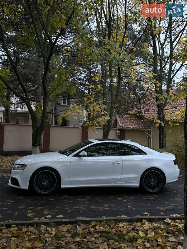 Купе Audi A5 2011 в Одесі