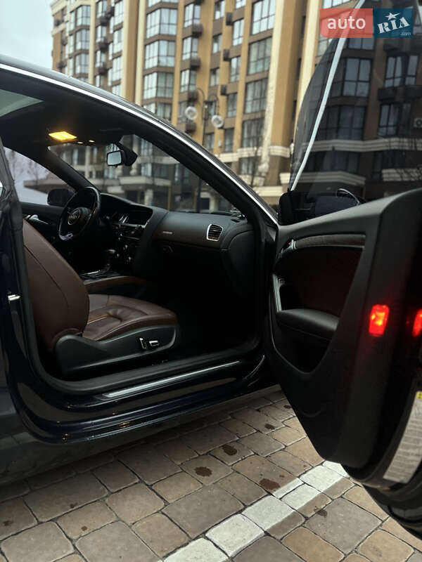 Купе Audi A5 2013 в Киеве