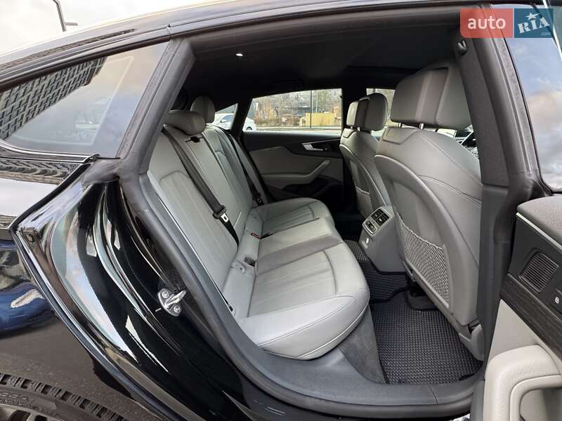 Купе Audi A5 2018 в Днепре