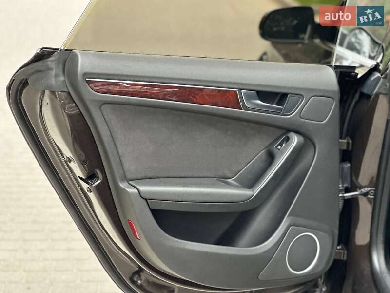 Купе Audi A5 2011 в Львове