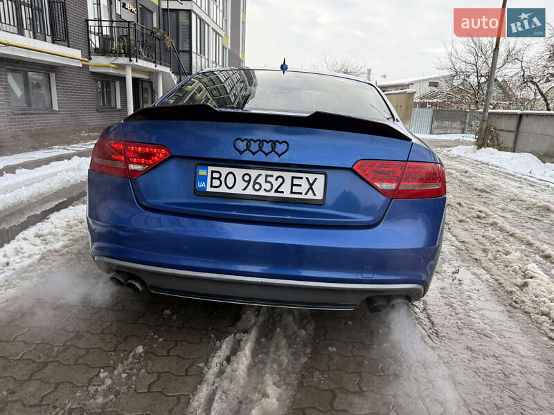Купе Audi A5 2011 в Жовкве