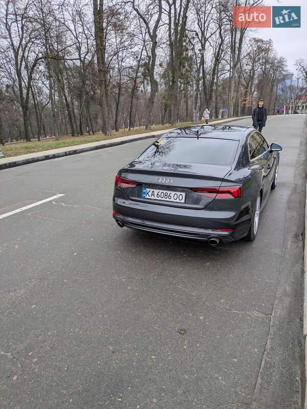 Купе Audi A5 2018 в Киеве
