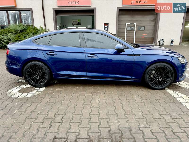 Купе Audi A5 2017 в Киеве фото 10 Купе Audi A5 2017 в Киеве