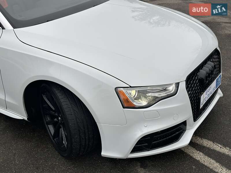 Кабриолет Audi A5 2015 в Киеве