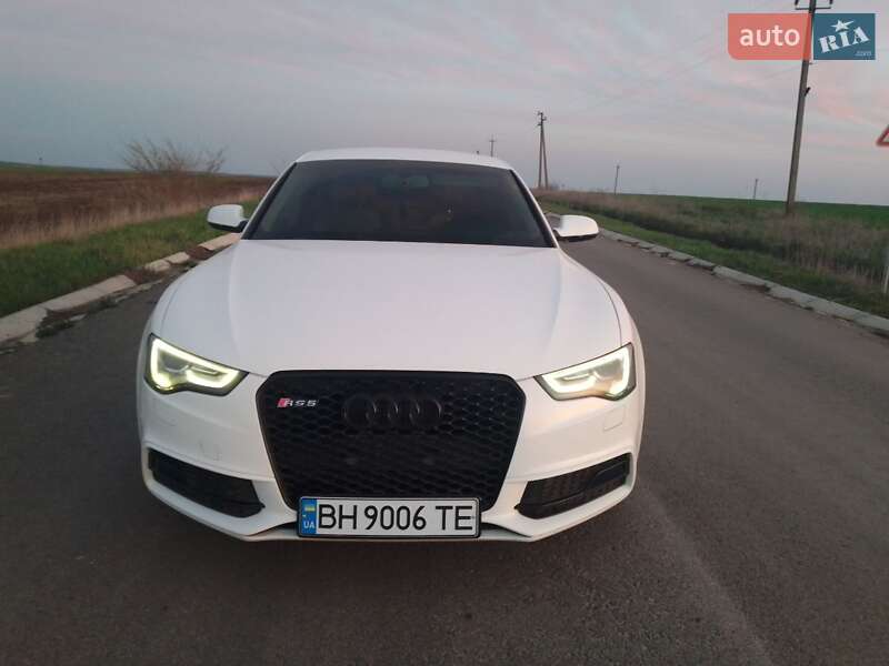 Купе Audi A5 2012 в Раздельной
