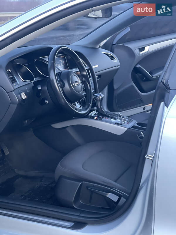 Купе Audi A5 2012 в Хусте