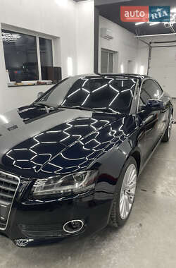 Купе Audi A5 2010 в Луцке