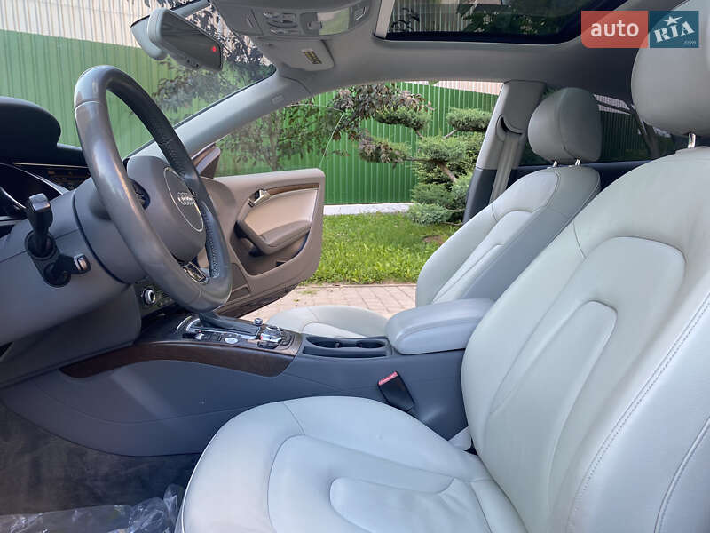 Купе Audi A5 2013 в Луцке