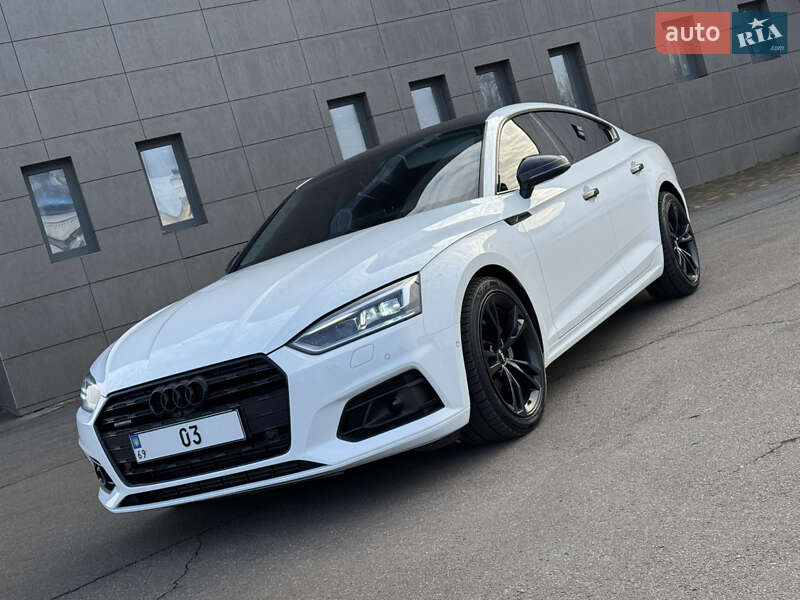 Купе Audi A5 2018 в Киеве
