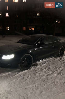 Купе Audi A5 2010 в Сумах
