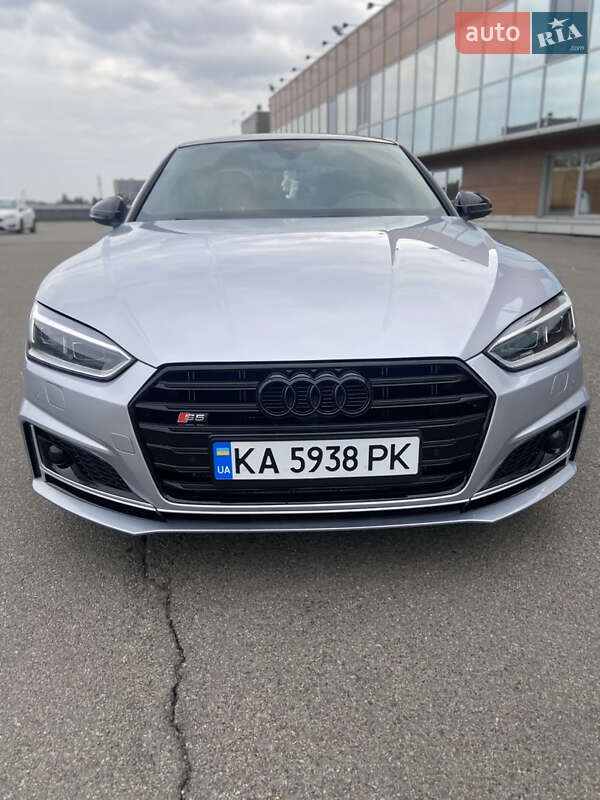 Купе Audi A5 2017 в Киеве фото 6 Купе Audi A5 2017 в Киеве
