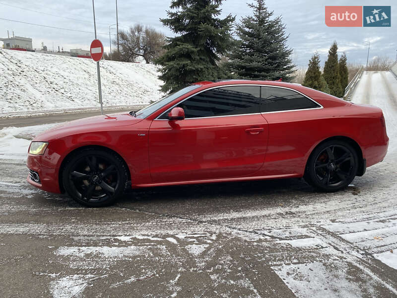 Купе Audi A5 2011 в Києві